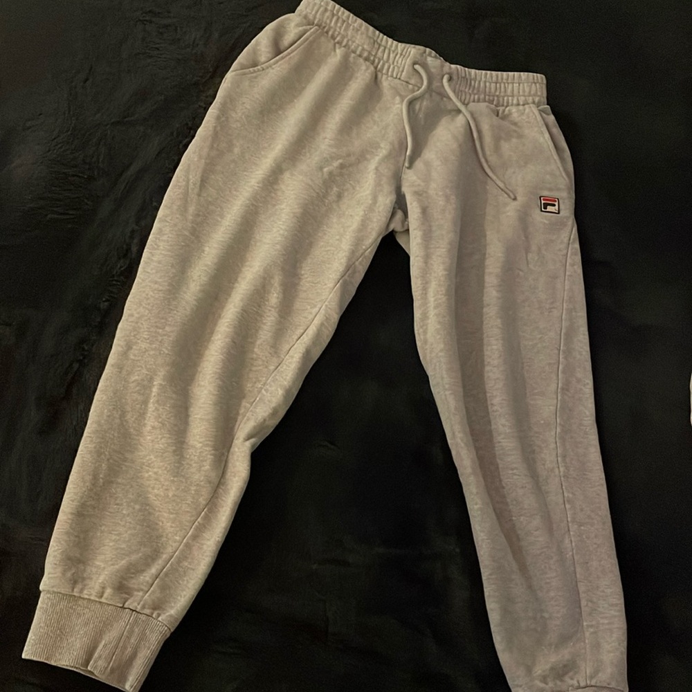 Fila women’s medium sweatpants.